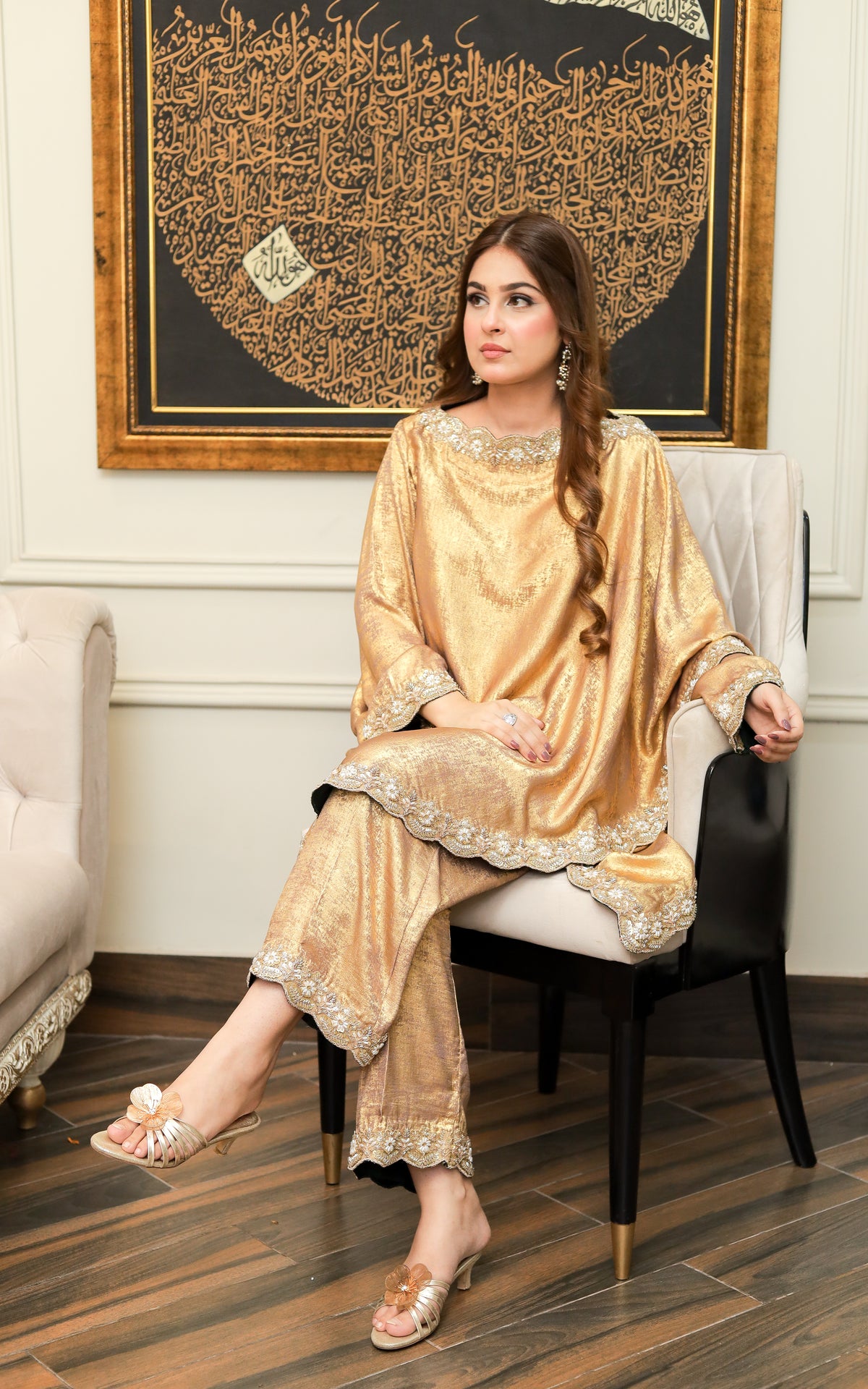 Antique Gold Cape Luxe