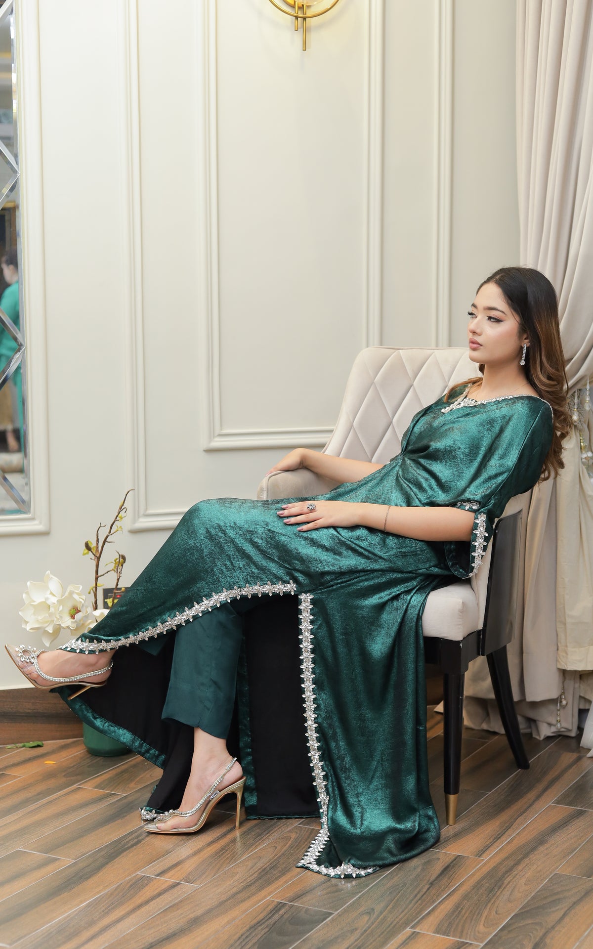 LUMINOUS METALLIC BOTTLE GREEN SHIMMER KAFTAN